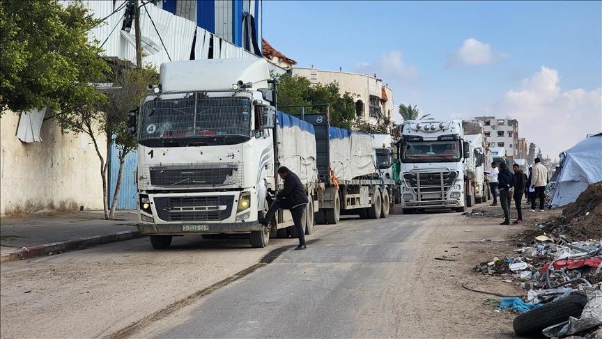 Truk Bantuan Kemanusiaan ke Jalur Gaza Anjlok, Hanya 30 Persen dari Target