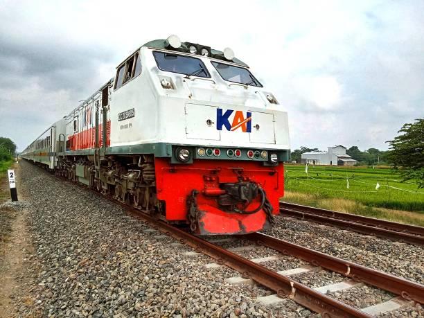 KAI Pertimbangkan Tambahan Tiket Kereta Api untuk Lebaran 2025