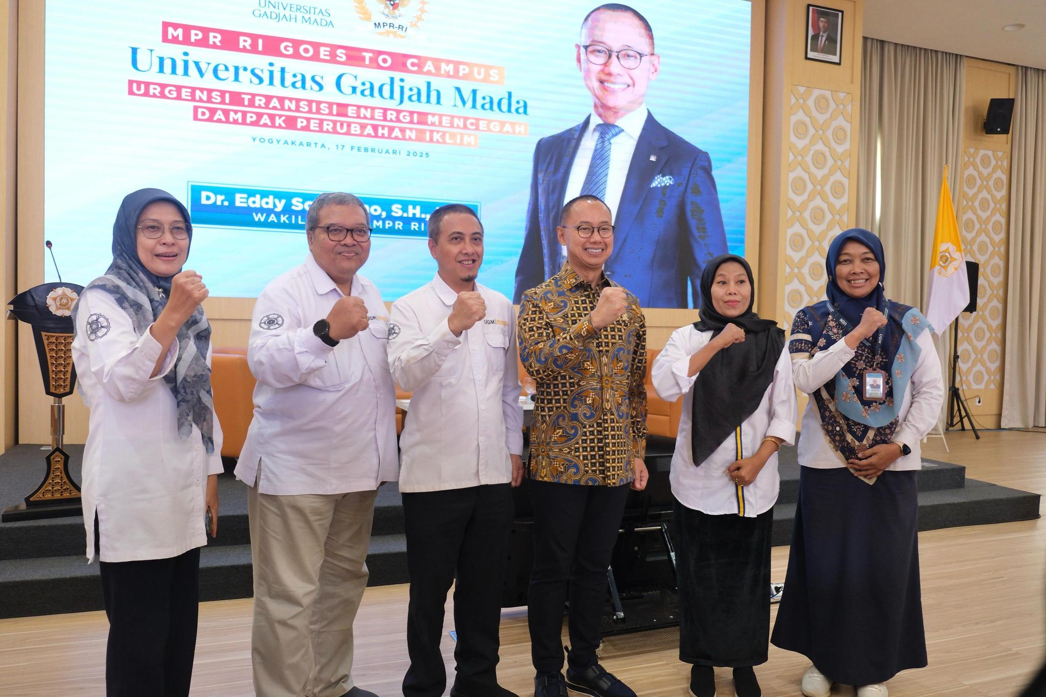 Bicara di UGM, Eddy Soeparno Sampaikan Pentingnya Kebijakan Berbasis Data dan Riset Ilmiah