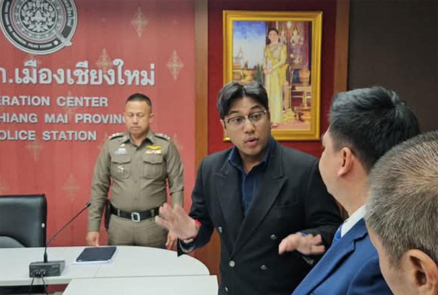 Politisi Thailand Nyerahin Diri ke Polisi usai Dituduh Perkosa Turis