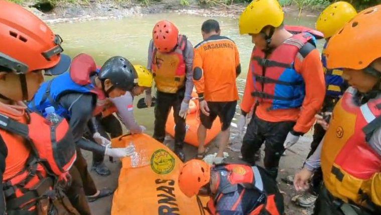 Balita Cewek Tewas Jatuh ke Sungai di Manado