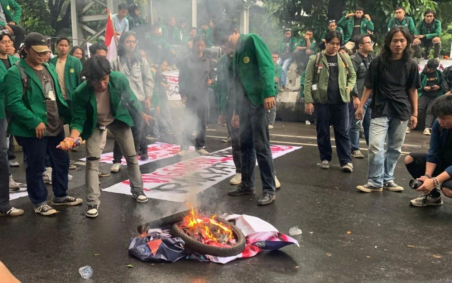 BEM SI Gelar Puncak Demo "Indonesia Gelap" di Jakarta Besok: Desak Kebijakan Pemerintah