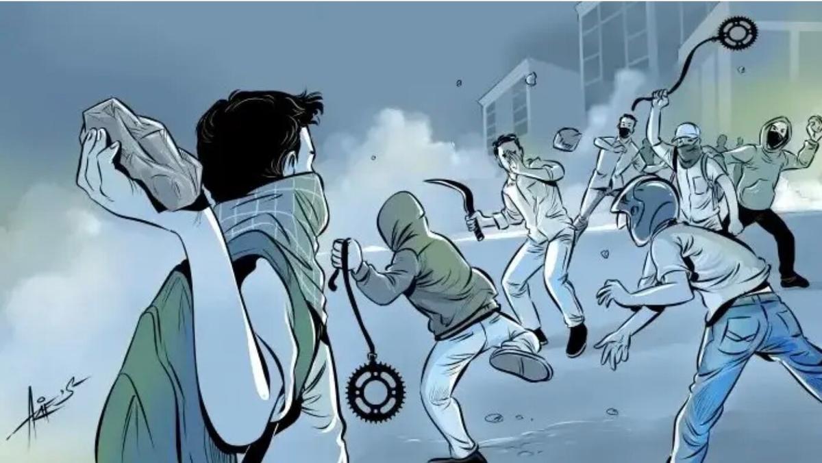 2 Kelompok Warga Bentrok Gunakan Panah dan Tombak, 4 Polisi Terluka