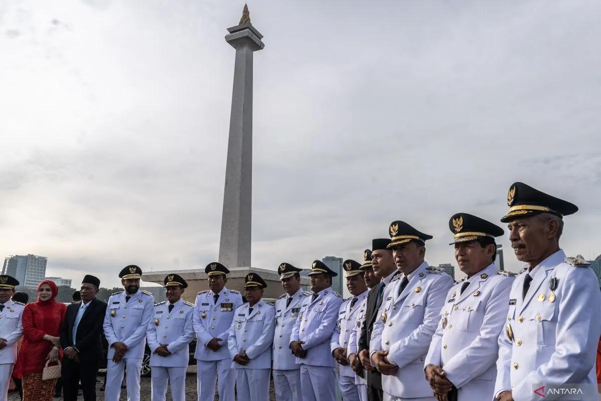 6 Kepala Daerah dari Berbagai Agama Pimpin Simbolis Pelantikan di Istana Negara