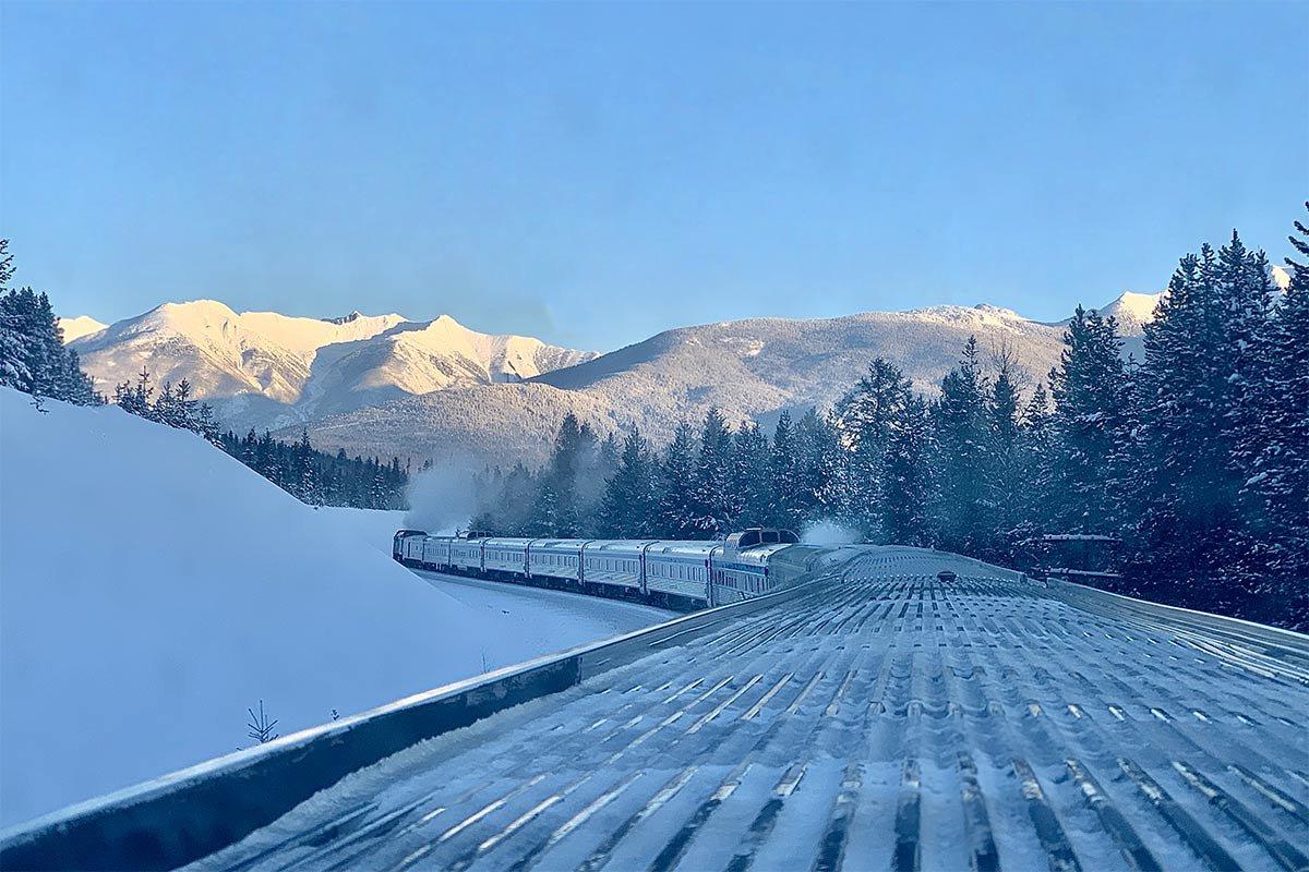 Canadian Rockies Snow Train, Jalur Kereta Musim Dingin Terindah di Dunia
