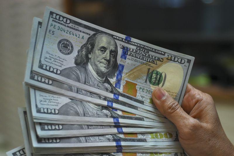 Rupiah Makin Tak Berdaya setelah The Fed Tak Butuh Pangkas Suku Bunga
