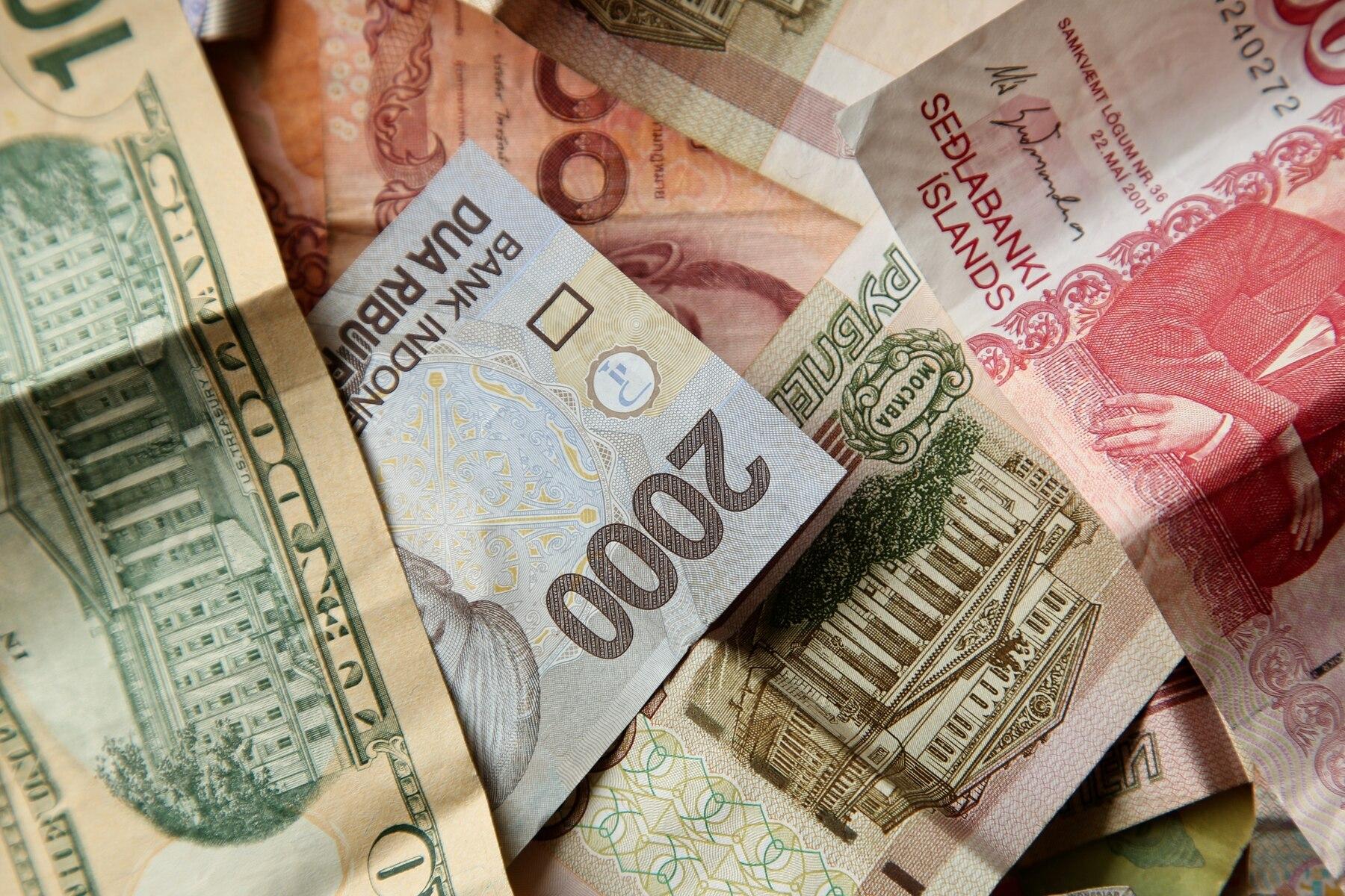 Jika Kamu Punya 1 Kuadriliun Rupiah, Kira-kira Bisa Beli Apa Saja?