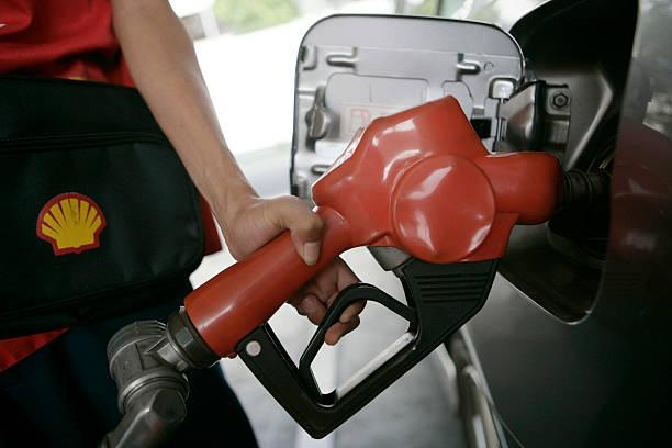 Harga BBM 1 Maret: Shell Naik, Pertamina Turunkan Dex Series