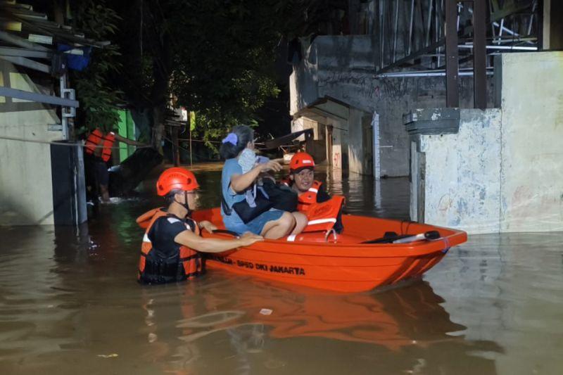 28 RT di Jaksel dan Jaktim Terendam Banjir dari Luapan Kali Ciliwung