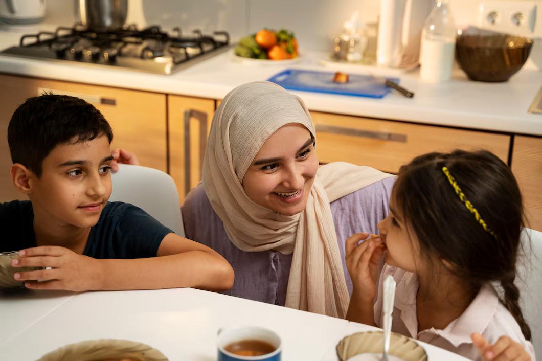 4 Tips Menanamkan Semangat Ibadah pada Anak di Bulan Ramadan