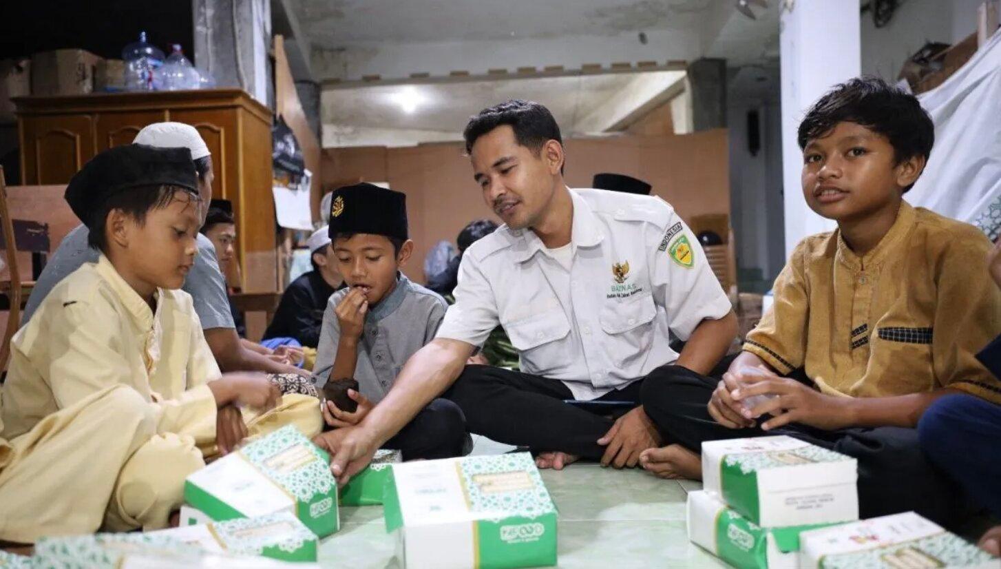 Baznas Bagikan 1.000 Paket Buka Puasa untuk Panti Asuhan di Jakarta