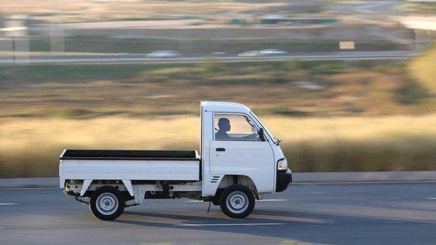 Suzuki Perkenalkan Super Carry Terbaru dengan Fitur Keselamatan Modern