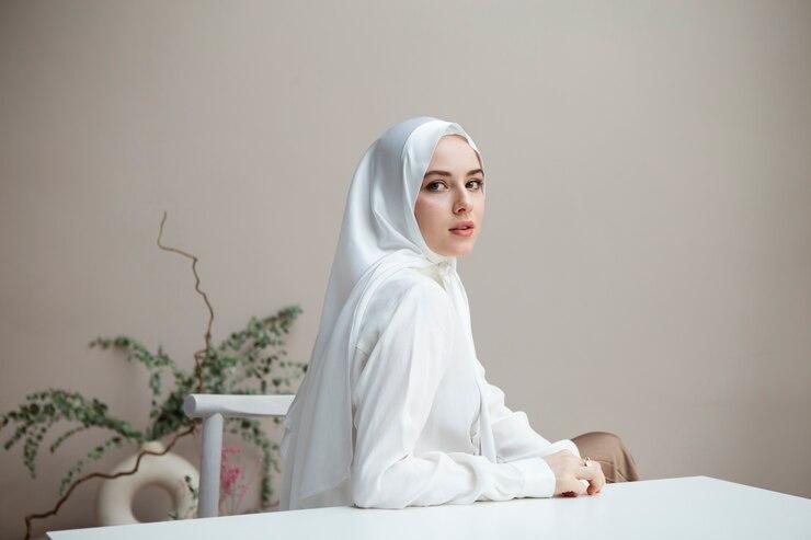 7 Cara agar Terlihat Menarik Menurut Psikologi