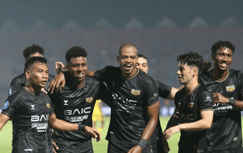 Dewa United 'Cukur' Semen Padang, 6 Gol Tanpa Balas