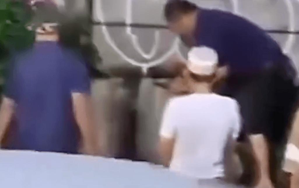 Penjelasan Polisi soal Viral Warga Jebol Tembok Grand Galaxy Bekasi