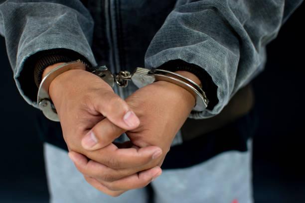 Polisi Bekuk AI usai Viral Bacok Korbannya di Stasiun Tanah Abang