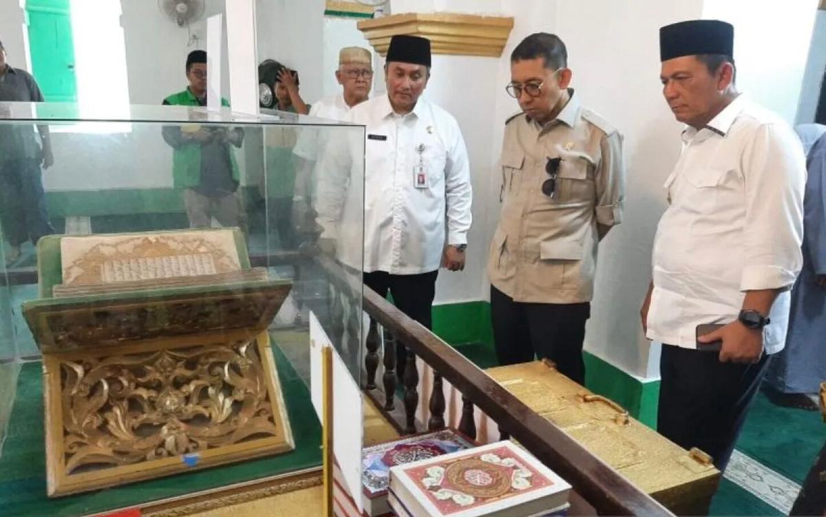 Fadli Zon Dukung Pembangunan Monumen Bahasa Indonesia di Pulau Penyegat Kepri