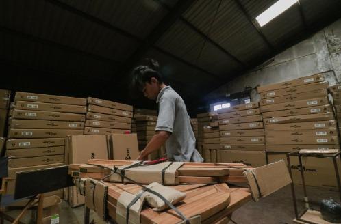 Manfaatkan KITE IKM, Mebel Asal Kabupaten Semarang Siap Bersaing di Belanda