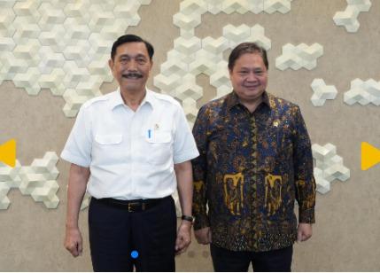 Menko Airlangga Bertemu Luhut Bahas Strategi untuk Optimalisasi Pertumbuhan Ekonomi Nasional