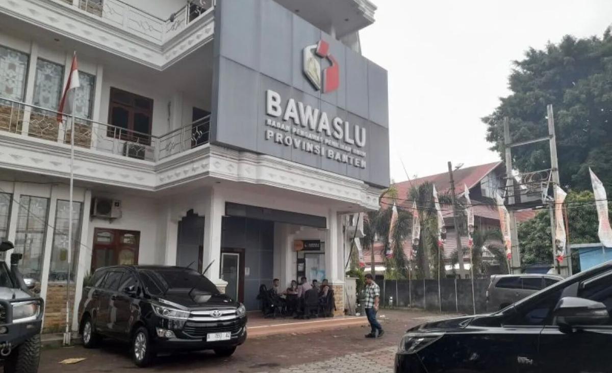 Bupati Serang-Banten Dilaporkan ke Bawaslu Atas Dugaan Tidak Netral dalam PSU