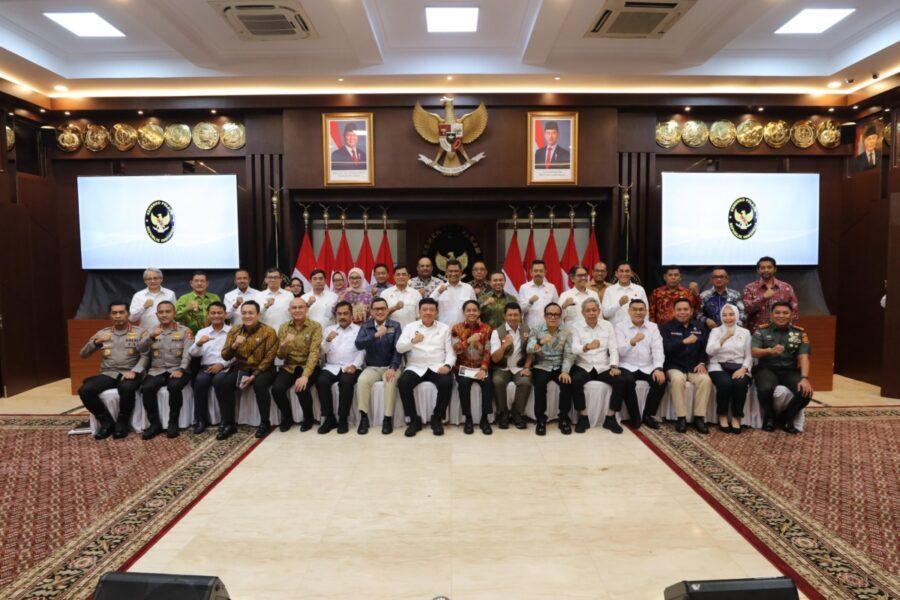 Kemenko Polkam Targetkan Penanganan Kebakaran Hutan dan Perdagangan Orang Lebih Efektif
