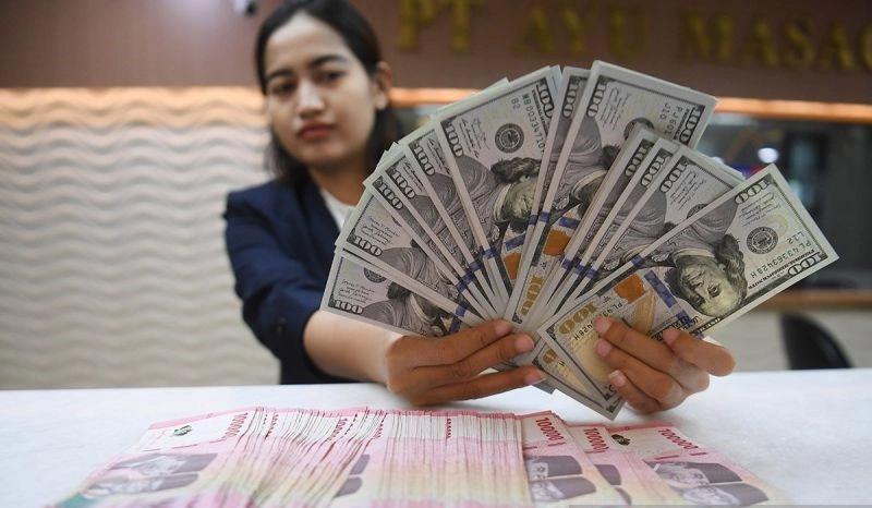 Rupiah Coba Menari di Atas Penderitaan Indeks PPI AS