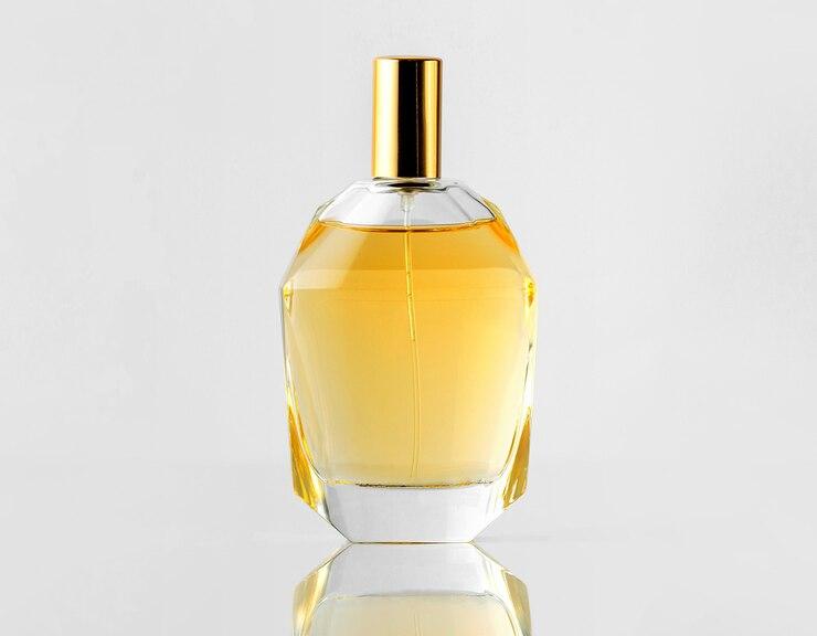7 Tips Memilih Parfum yang Tepat dan Tahan Lama