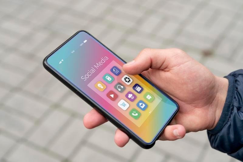 Berapa Tahun Sekali Idealnya Ganti HP Baru?