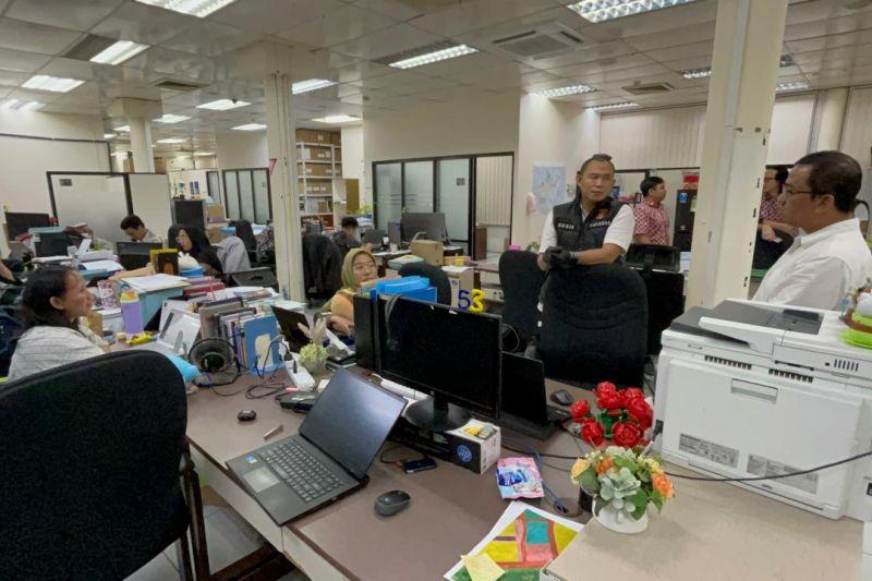 Tak Hanya Kantor BP Batam, Dua Rumah juga Digeledah Penyidik