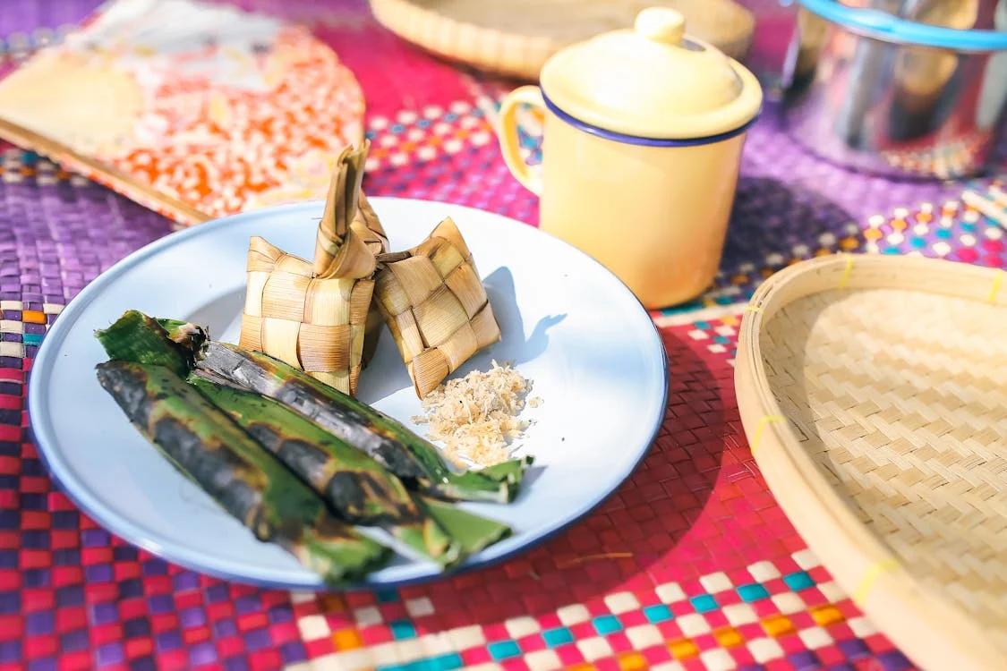 Cara Membuat Ketupat yang Empuk, Tahan Lama, dan Berkualitas