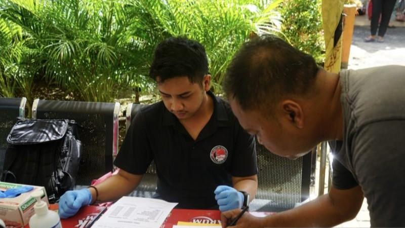 Pastikan Mudik Lancar, Sopir Bus Terminal Kalideres Jalani Tes Urine