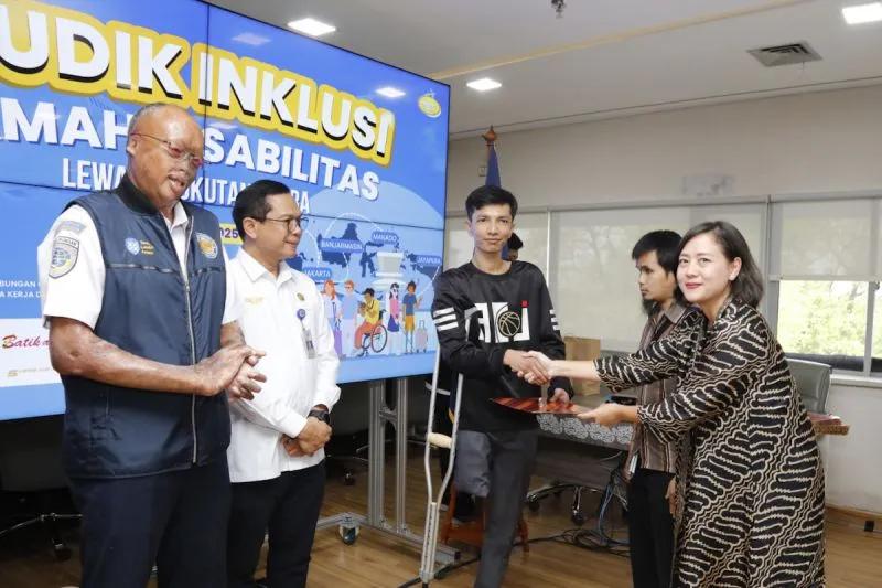Kemenhub Fasilitasi Mudik Gratis untuk 31 Penyandang Disabilitas via Transportasi Udara