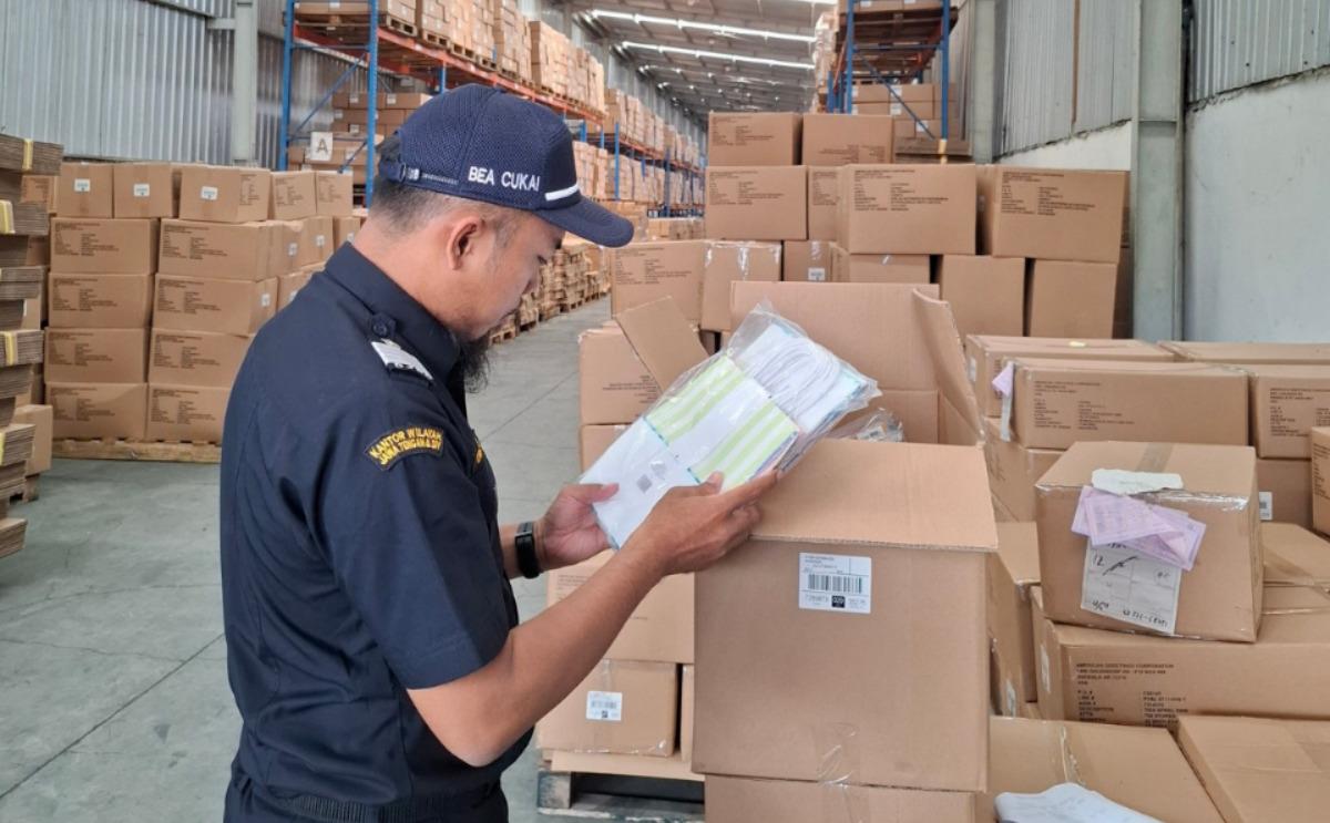 Bea Cukai Yogyakarta Dukung Ekspor Tisu PT IGP Internasional ke Los Angeles