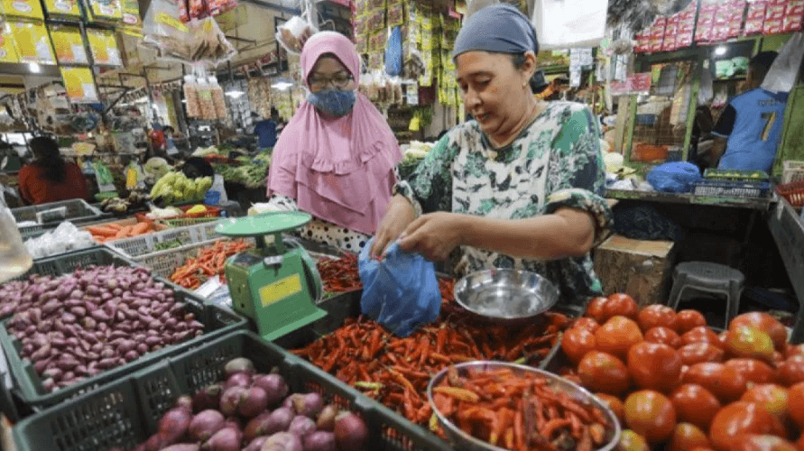 Harga Pangan di Pasar Nasional Terus Berfluktuasi