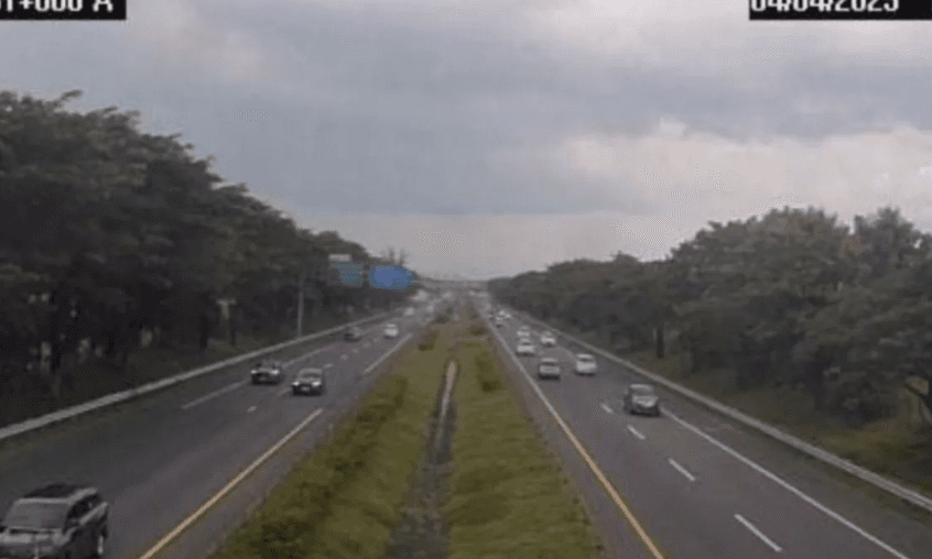 Lonjakan Kendaraan di Tol Cipali Jelang Akhir Pekan