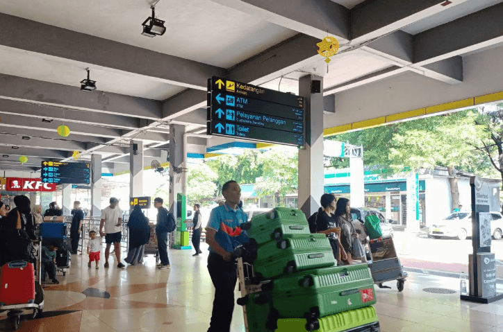 Penurunan Jumlah Penumpang dan Penerbangan di Bandara Halim Perdanakusuma Saat Arus Balik Lebaran