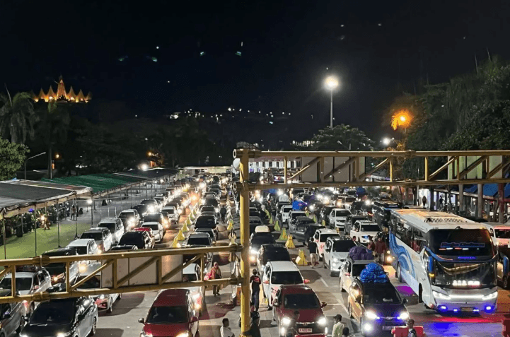 Pemudik Terus Padati Pelabuhan Bakauheni Meski Sudah H+6 Lebaran