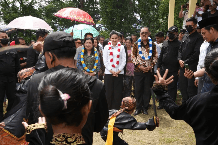 Pemerintah Maluku Utara Uji Coba Internet Starlink untuk Pendidikan di Daerah Blank Spot