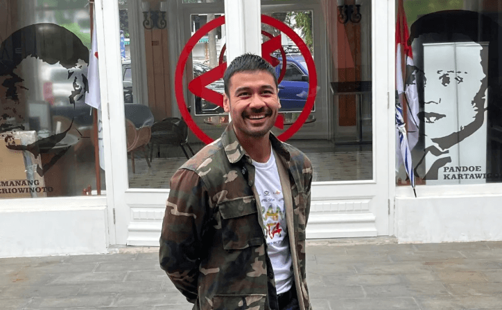 Chicco Jerikho Latihan Ikat Tubuh demi Dalami Karakter Introvert di "Perang Kota"