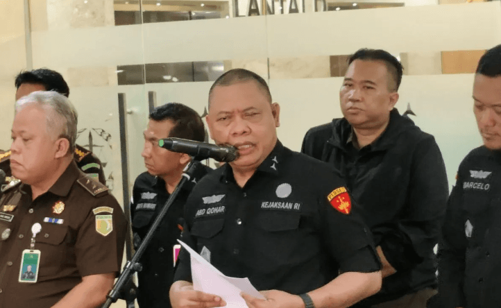 Kejagung Sita Mobil Mewah dan Sepeda Brompton dari Tersangka Suap Hakim PN Jakpus