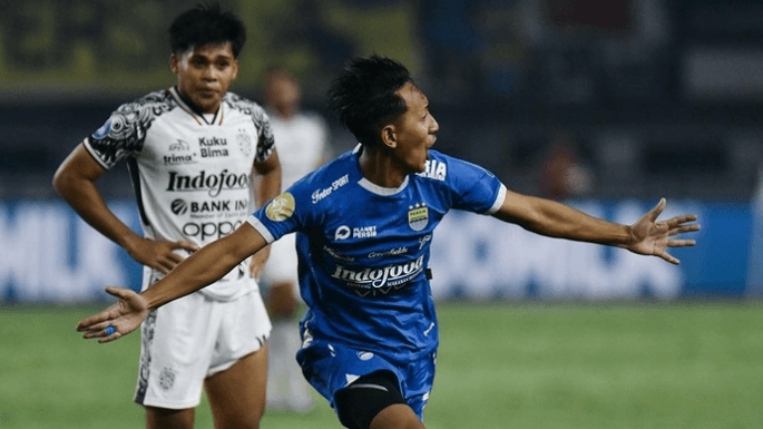Persib Tundukkan Bali United 2-1, Kokoh di Puncak Klasemen Liga 1