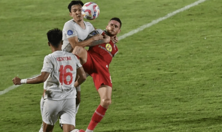 Persis Solo Tumbangkan Barito Putera Lewat Gol Tunggal Eky Taufik di Stadion Demang Lehman