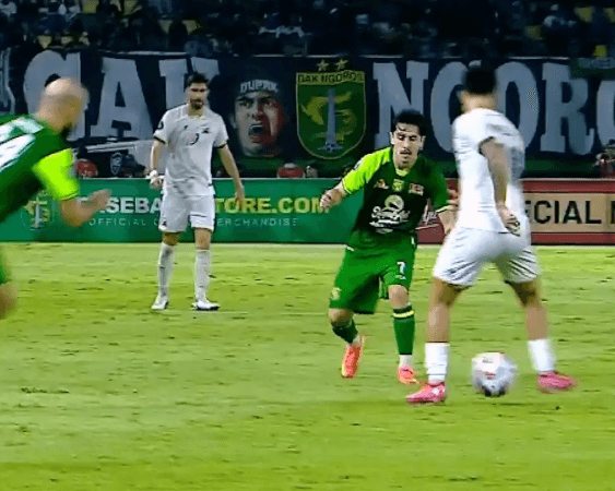 Persebaya Tundukkan Madura United 1-0 di Gelora Bung Tomo