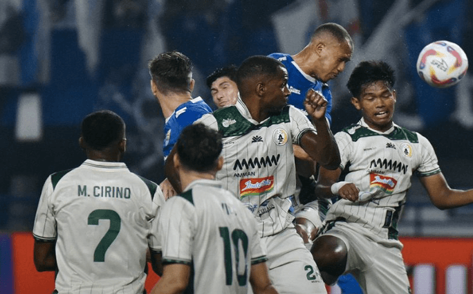 Persib Bantai PSS 3-0, Mantap di Puncak Klasemen Liga 1