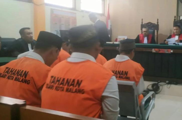Vonis 18 dan 20 Tahun Penjara Dijatuhkan kepada Delapan Terdakwa Kasus Pabrik Narkoba di Malang