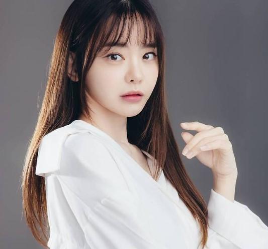 Seo Yu-ri Curhat Kesulitan Keuangan dan Minta Publik Tidak Berprasangka