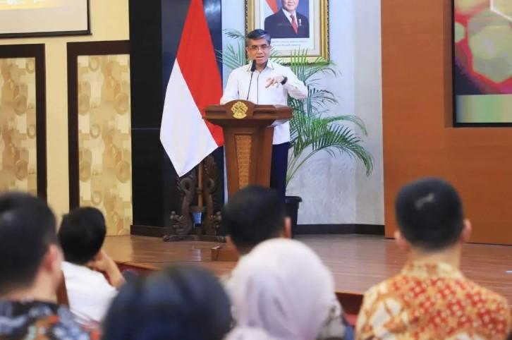 Menaker Ajak Perusahaan TKA Jadi Inkubator bagi Tenaga Kerja Mandiri