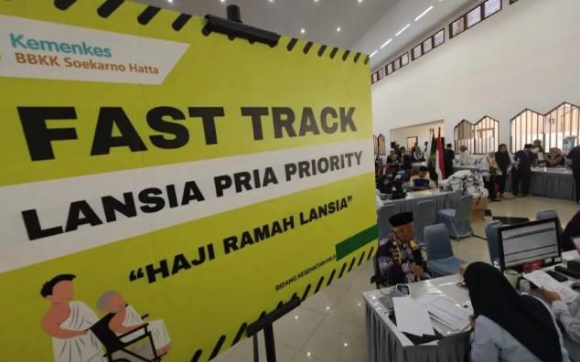 Kloter 1 JCH Embarkasi Jakarta Diberangkatkan ke Tanah Suci Jumat Dini Hari