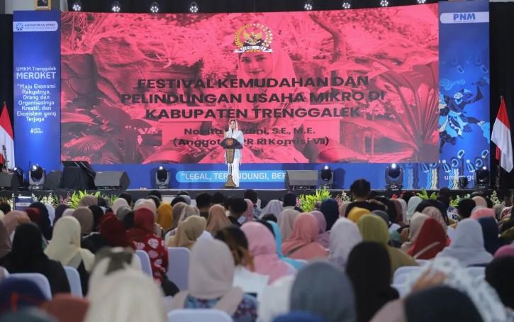 Novita Hardini Dorong Perlindungan UMKM dalam Festival Nasional di Trenggalek