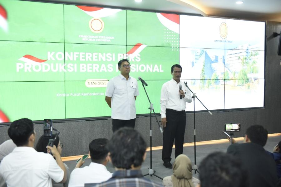 Tanpa Impor, Indonesia Surplus Beras Berkat Panen Raya 2025